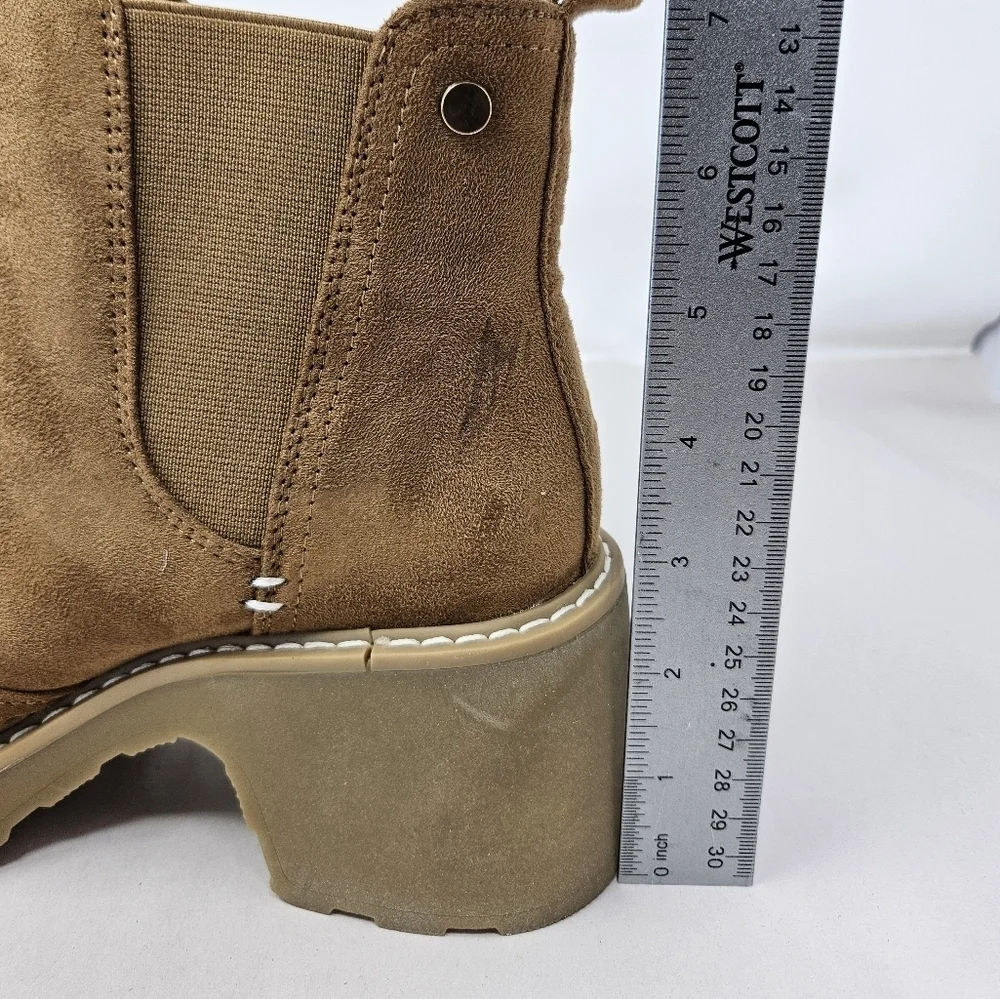 Vodvob Ankle Boots Womens Sz 7 Carmel Faux Suede Chelsea Pull On Chunky Heel